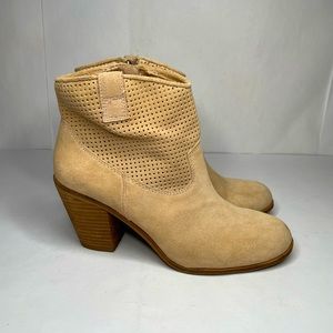 Vince Camuto Beige Suede Mesh Western Block Heeled Ankle Boots Booties